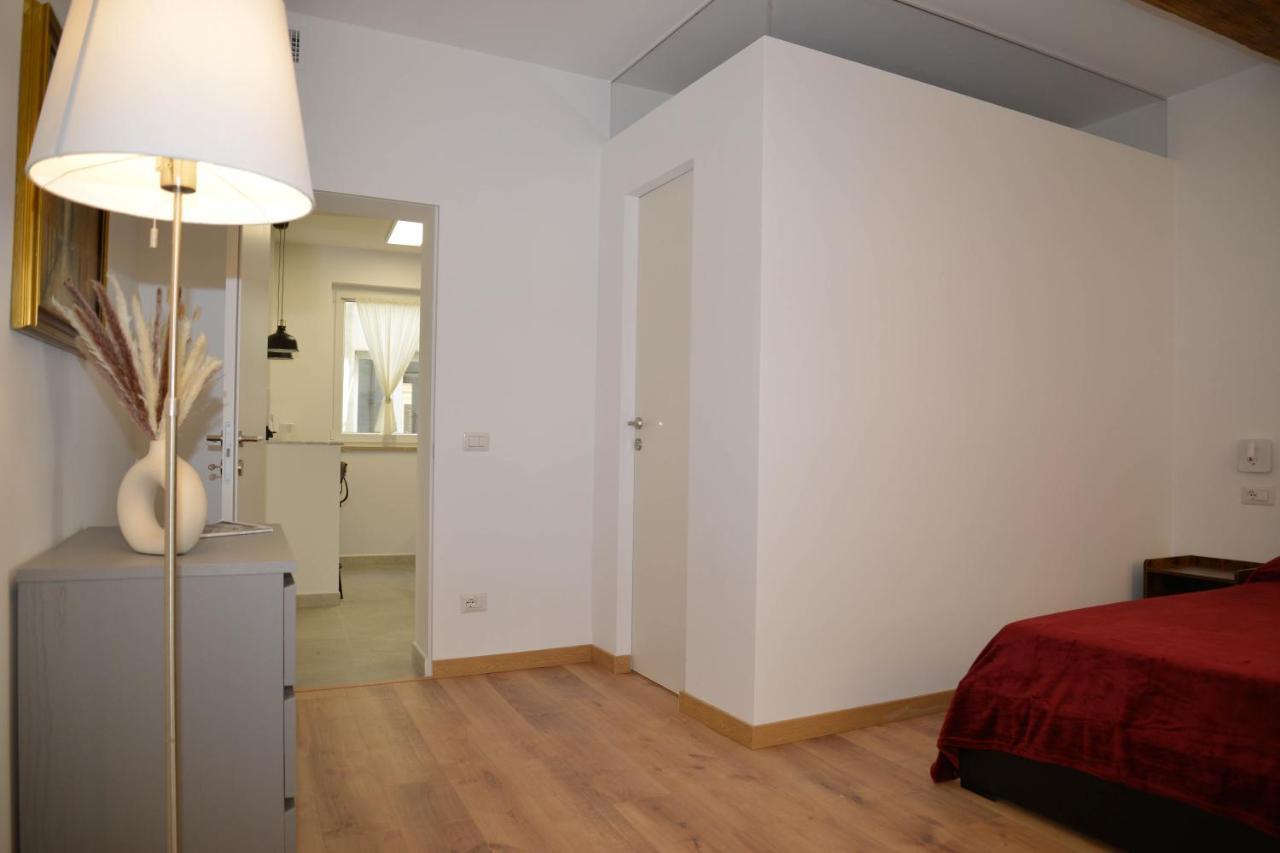 Fidia Palace Claudia'S Apartment Colosseo روما المظهر الخارجي الصورة
