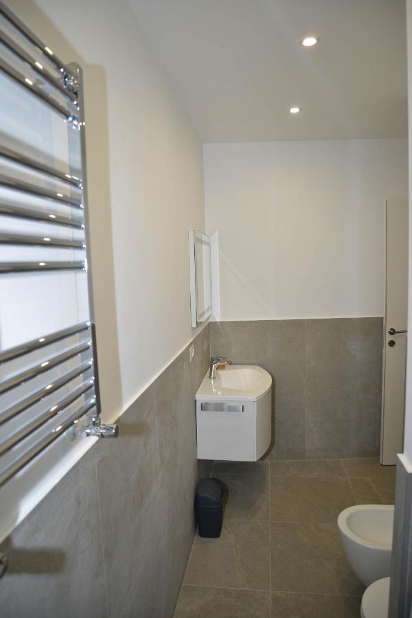 Fidia Palace Claudia'S Apartment Colosseo روما المظهر الخارجي الصورة