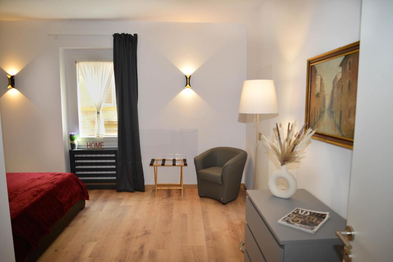Fidia Palace Claudia'S Apartment Colosseo روما المظهر الخارجي الصورة